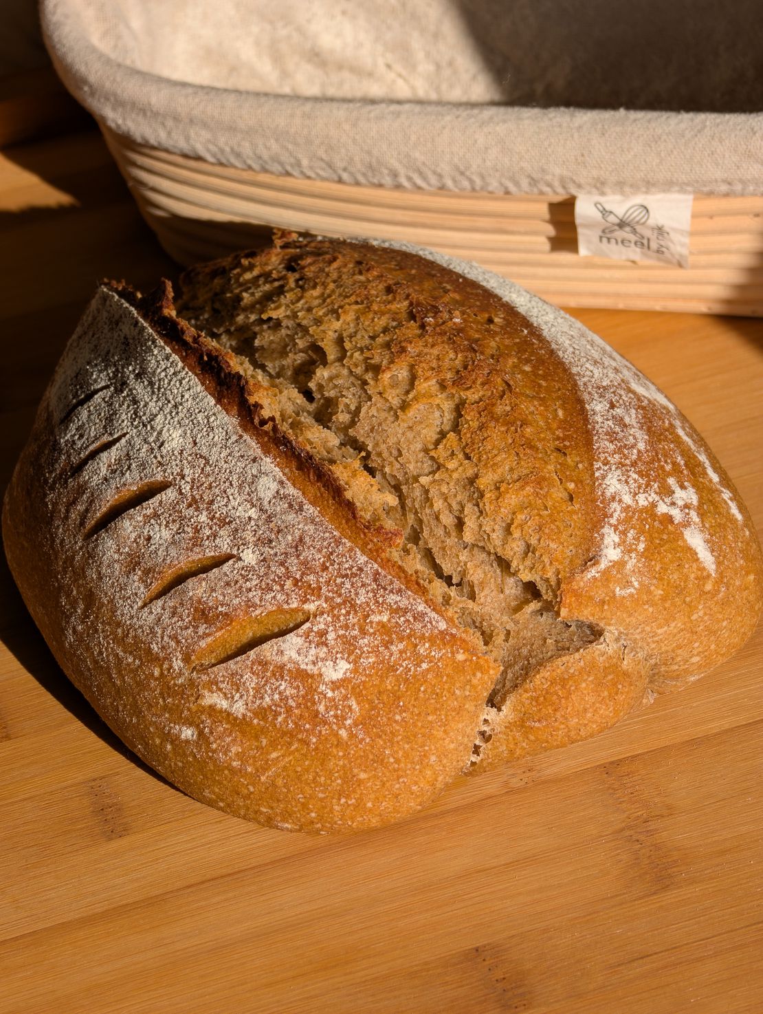 Hefe beflügeltes Sauerteigbrot